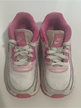 Nike Kids White and Pink Low-Top Sneakers